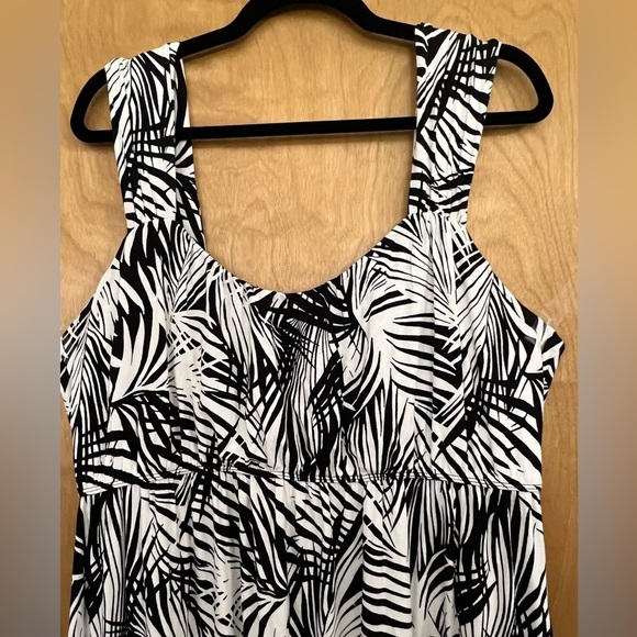 Style & Co Blk/White Leaf Print Dress 1X - Picture 3 of 4
